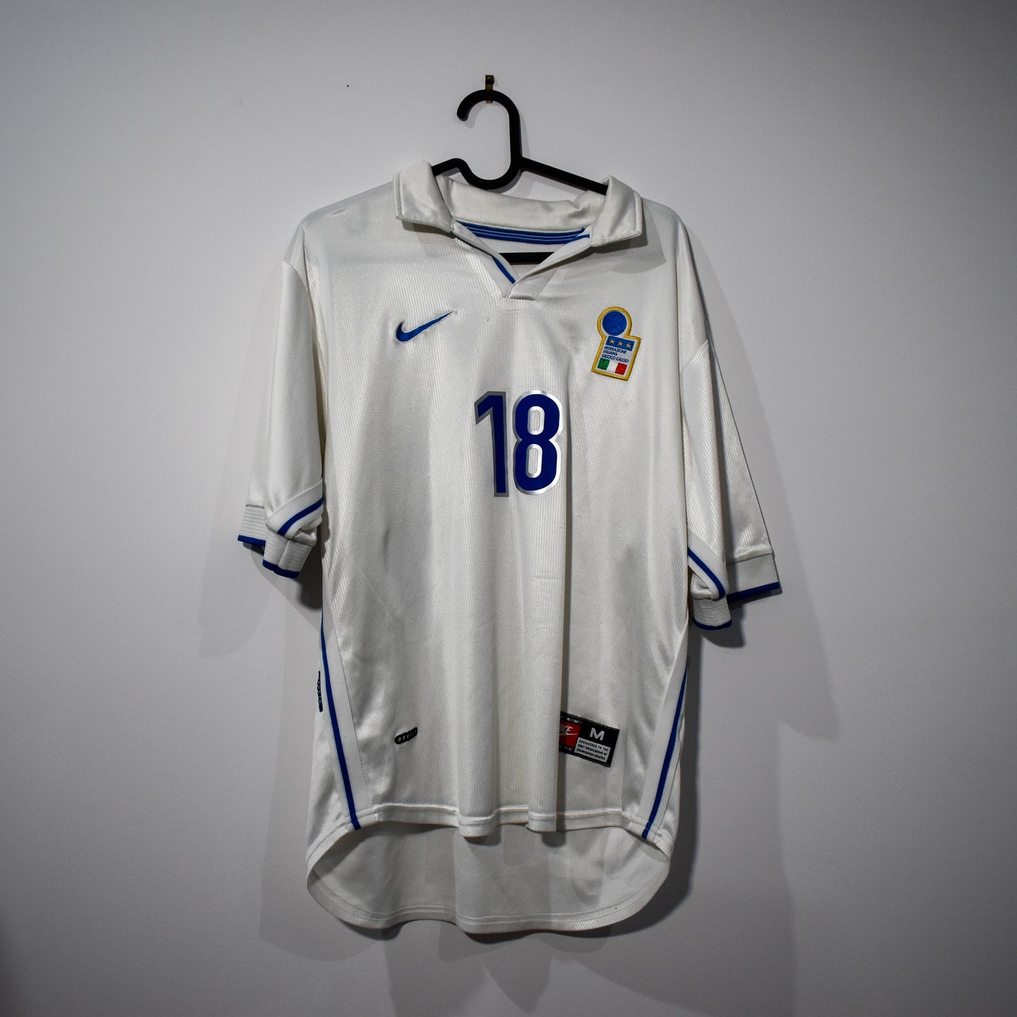 Italy Away 1998 - Baggio